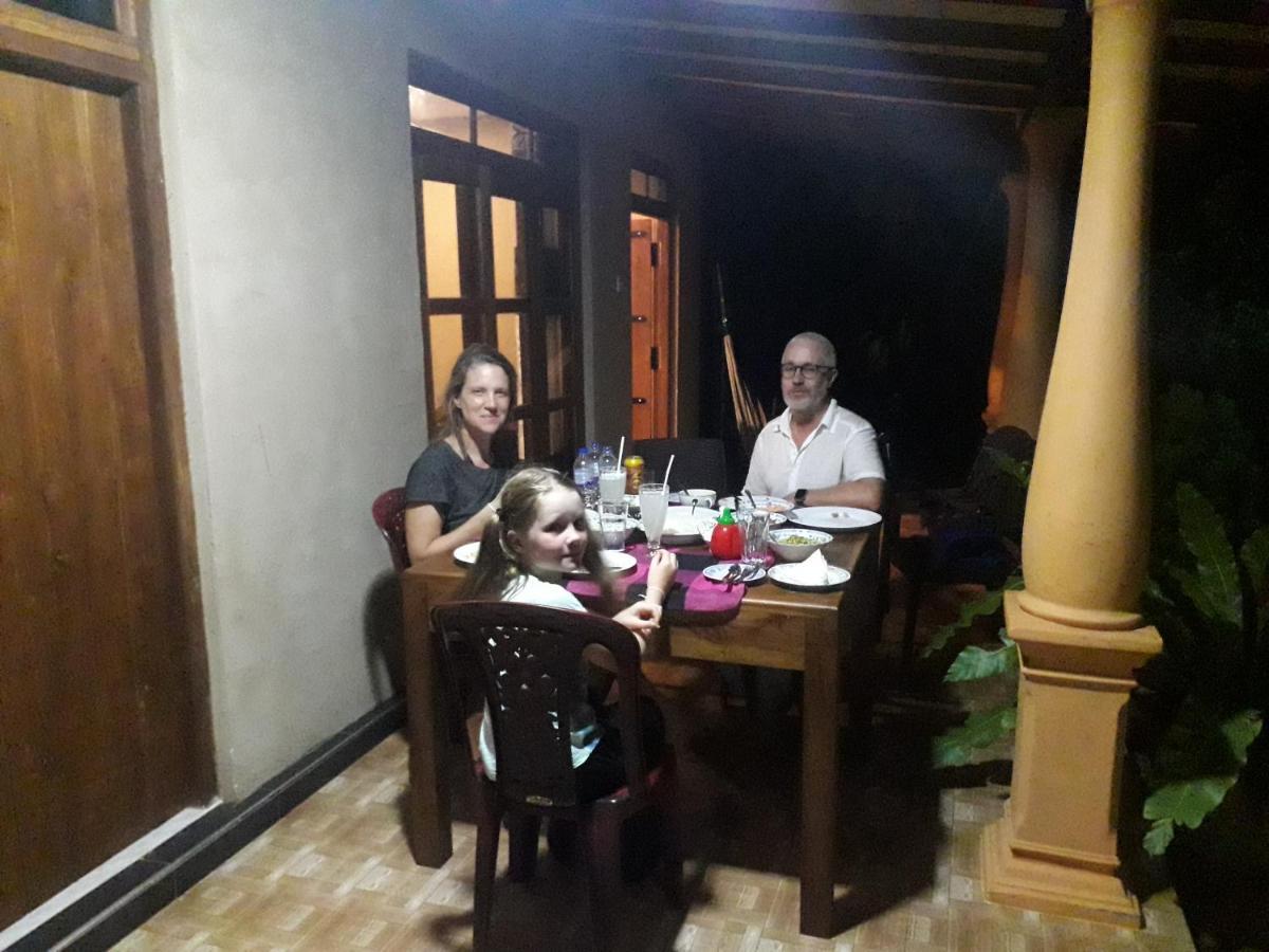Shan Mango Homestay 시기리야 외부 사진