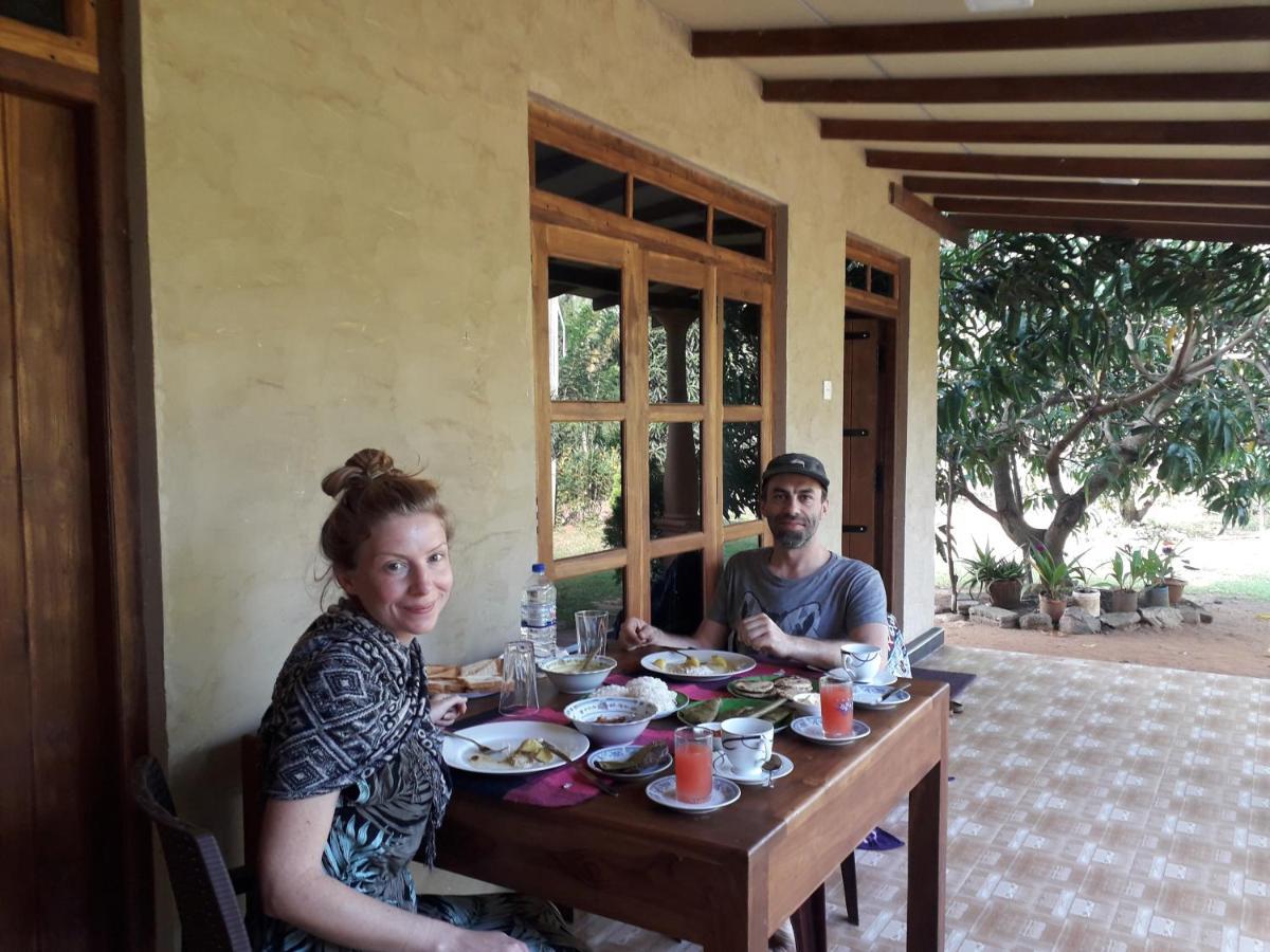 Shan Mango Homestay 시기리야 외부 사진